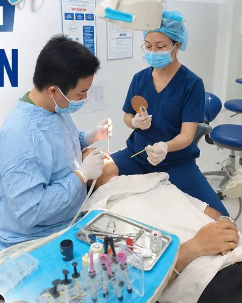 Nhổ răng, răng khôn mọc lệch